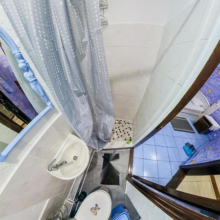 La Vitalie Guest House Chisinau Ngoại thất bức ảnh