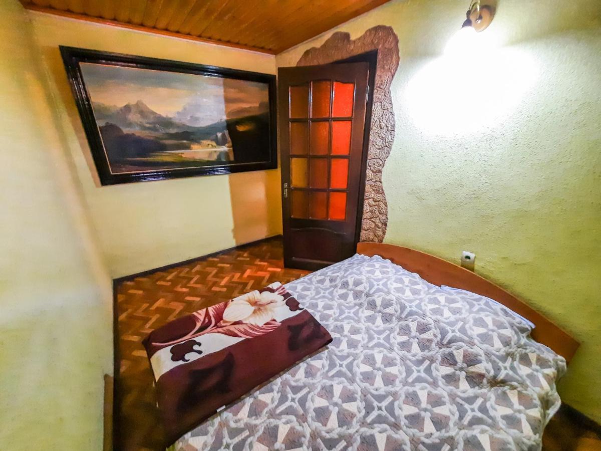 La Vitalie Guest House Chisinau Ngoại thất bức ảnh