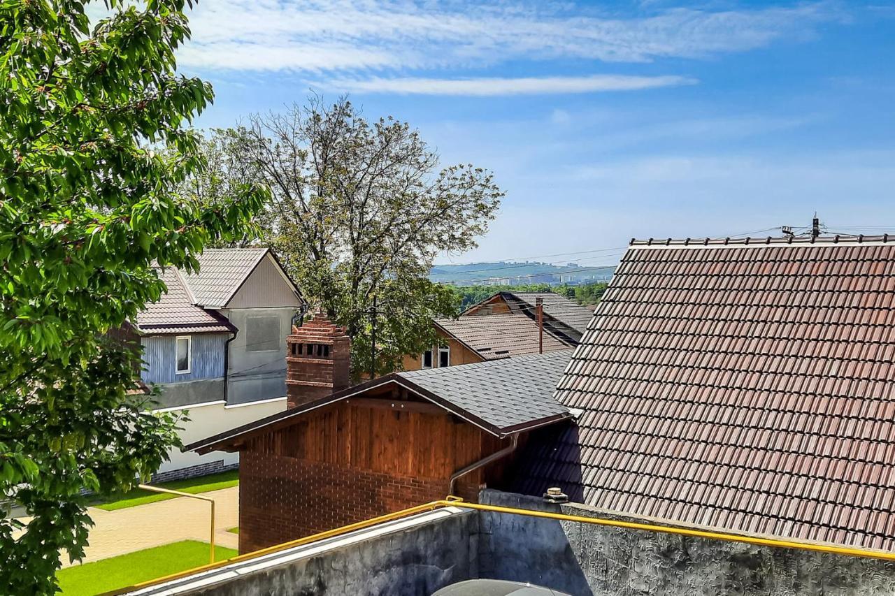 La Vitalie Guest House Chisinau Ngoại thất bức ảnh