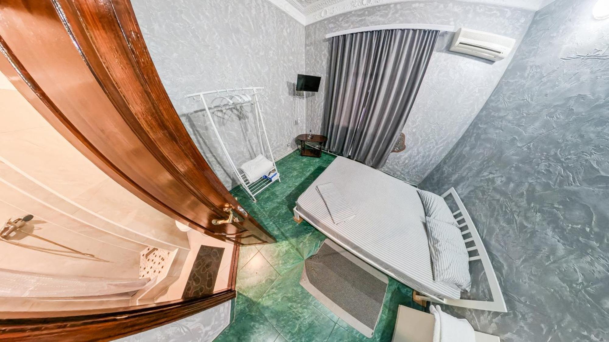 La Vitalie Guest House Chisinau Ngoại thất bức ảnh